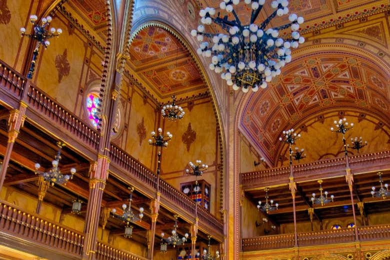 Make the most of your time in Budapest visiting its synagogue
