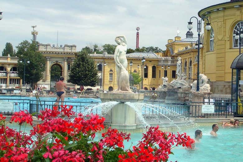 Escultura en el balneario