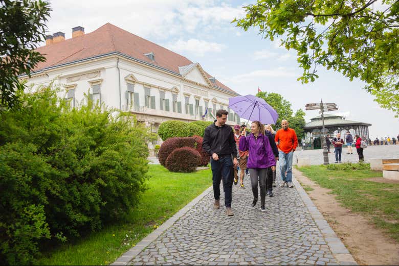 Percorrendo o bairro de Buda