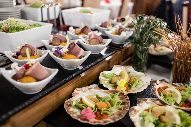 Savour a delicious dinner