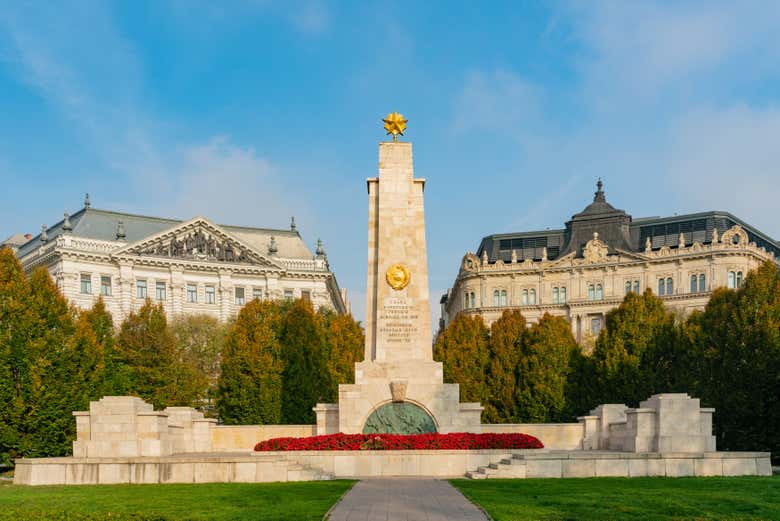 Monumento al Ejército Rojo en la plaza Libertad