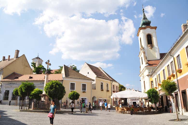 Uma das praças em Szentendre