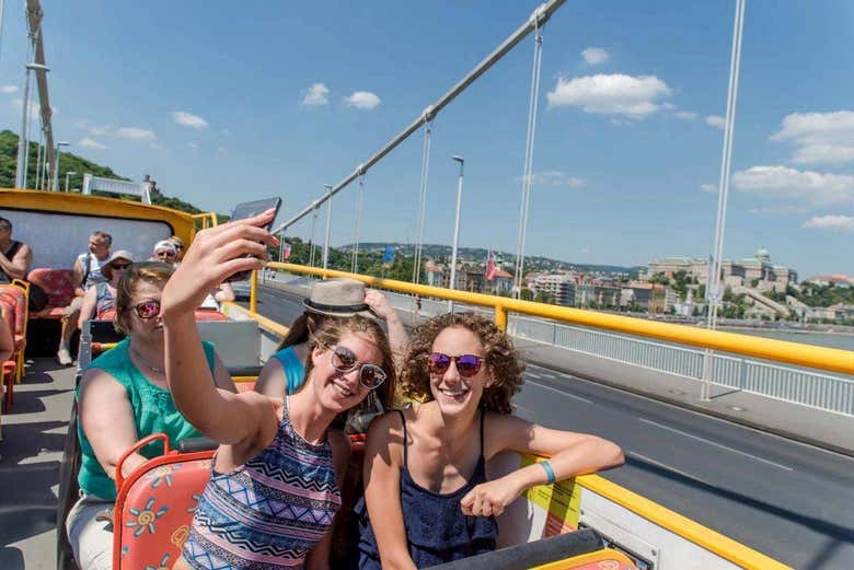 A bordo dell'autobus turistico di Budapest