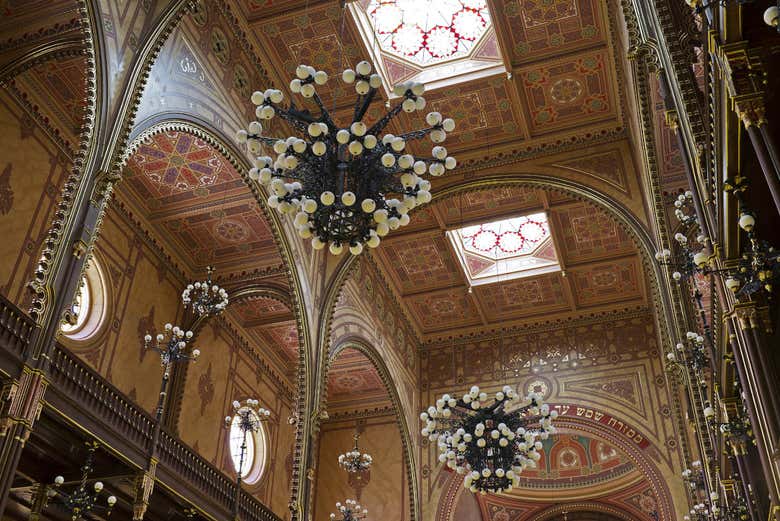 guided tour synagogue budapest