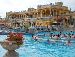 Piscina Széchenyi