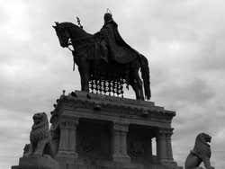 Storia di Budapest: Santo Stefano