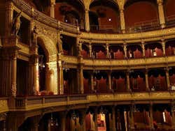 Opera di Budapest: Interno