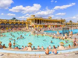 Piscina esterna dei Bagni Széchenyi