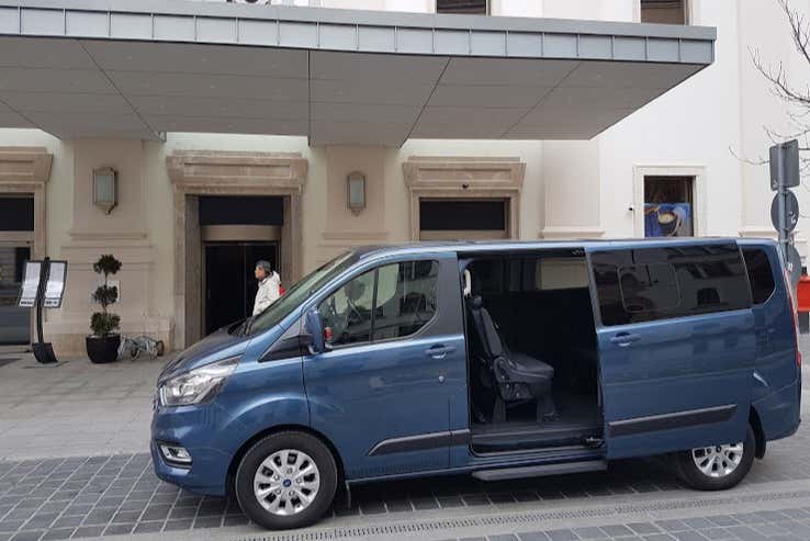 Il minivan dell'attività