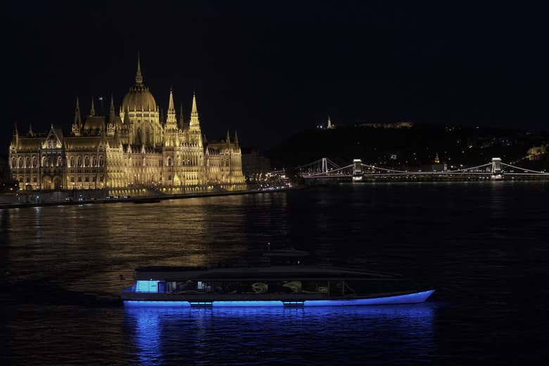 Gondola with the Parliament