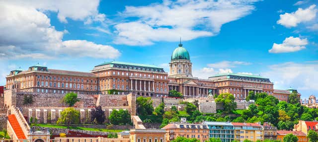 Tour di Buda