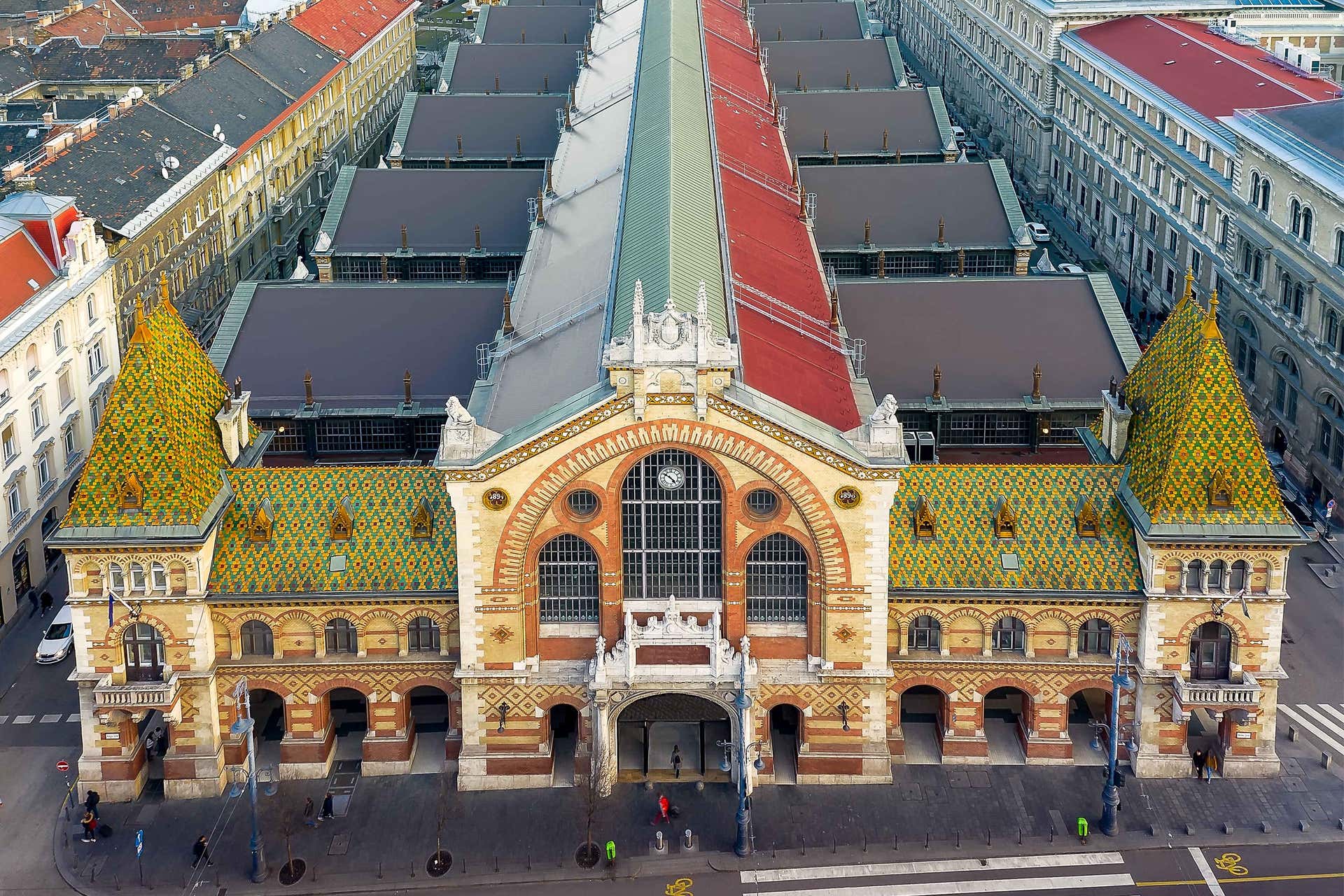 Tour gastronômico pelo Mercado Central de Budapeste