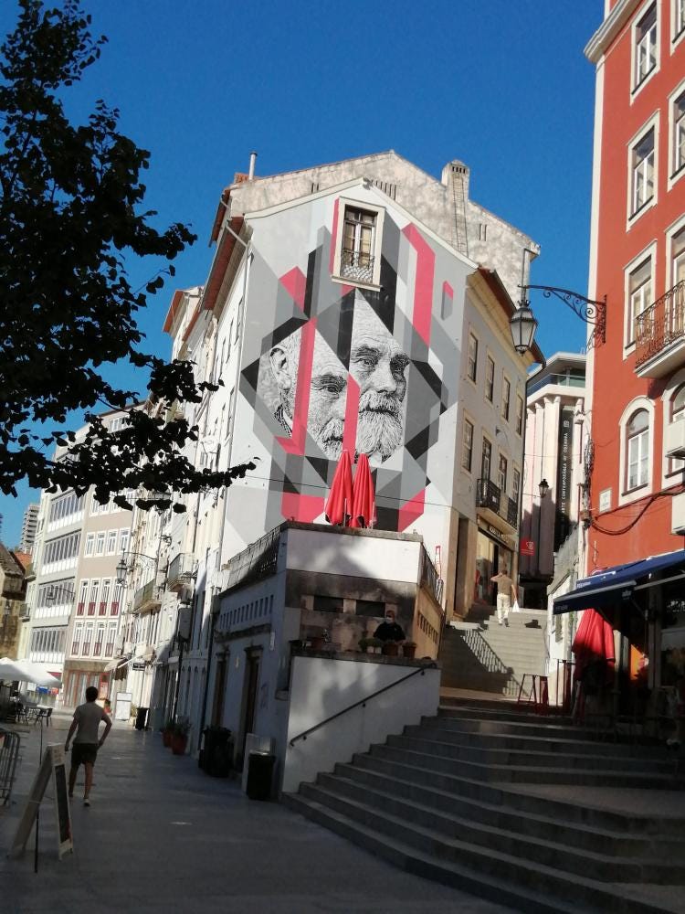 Foto 1 di 4