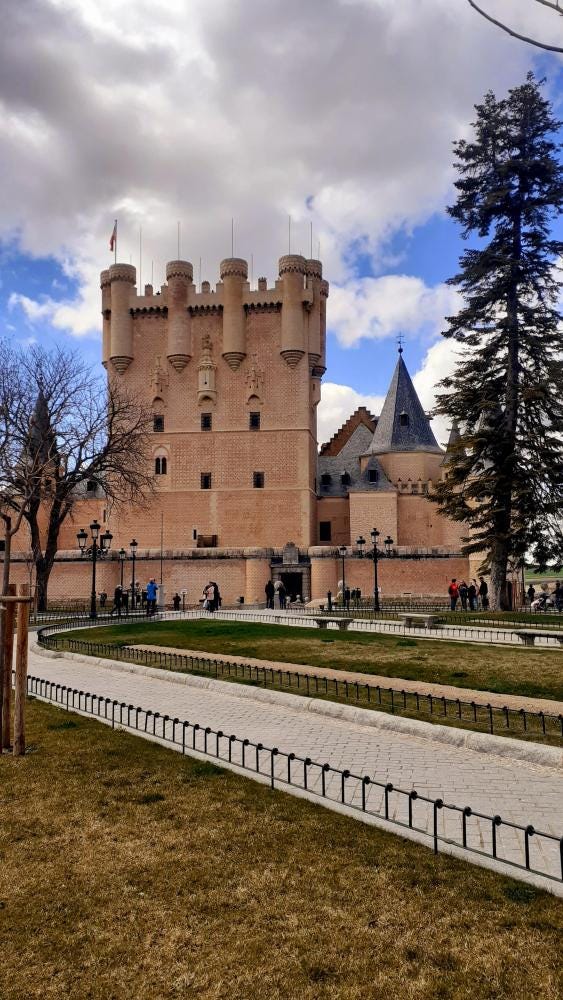 Foto 2 di 2