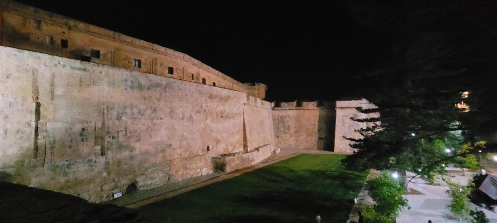 Foto 2 di 3