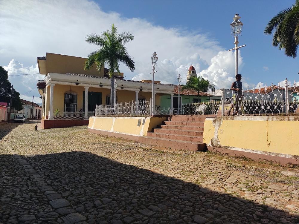 Foto 1 de 3