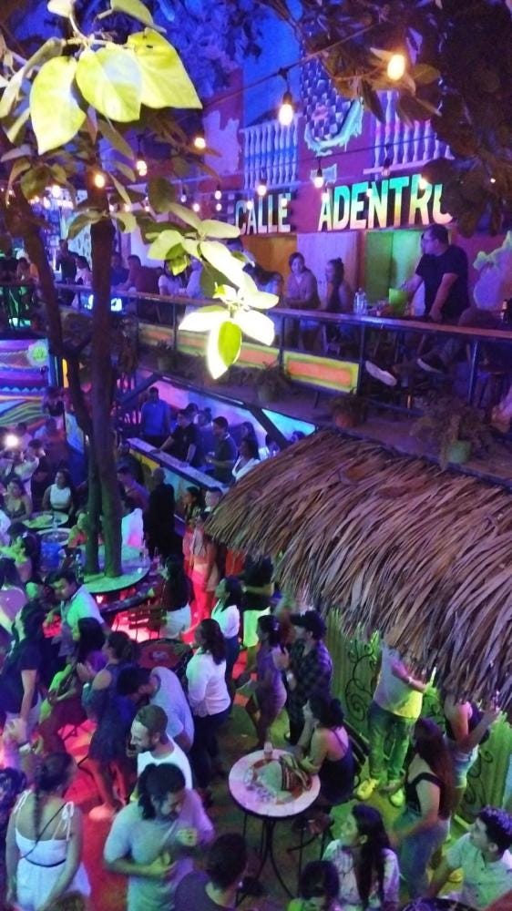 Foto 1 de 3