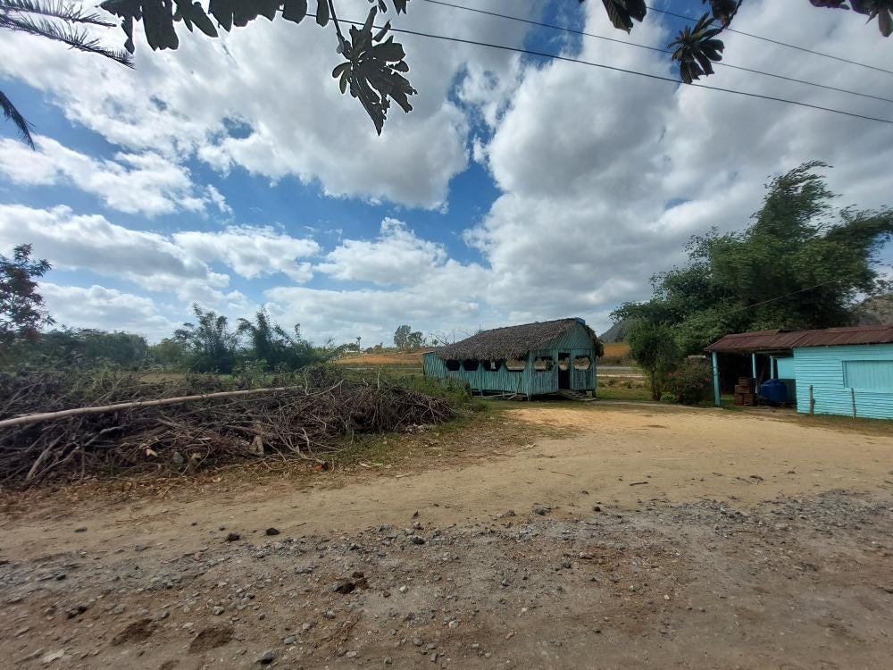Foto 1 de 3