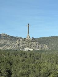 Foto {1} di {2}
