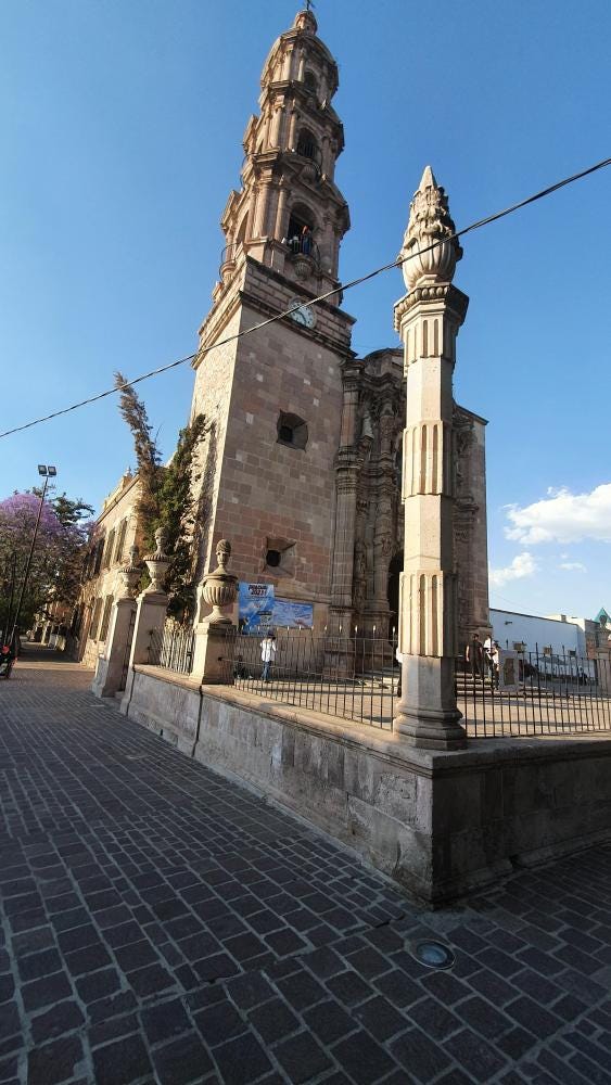 Foto 1 de 3