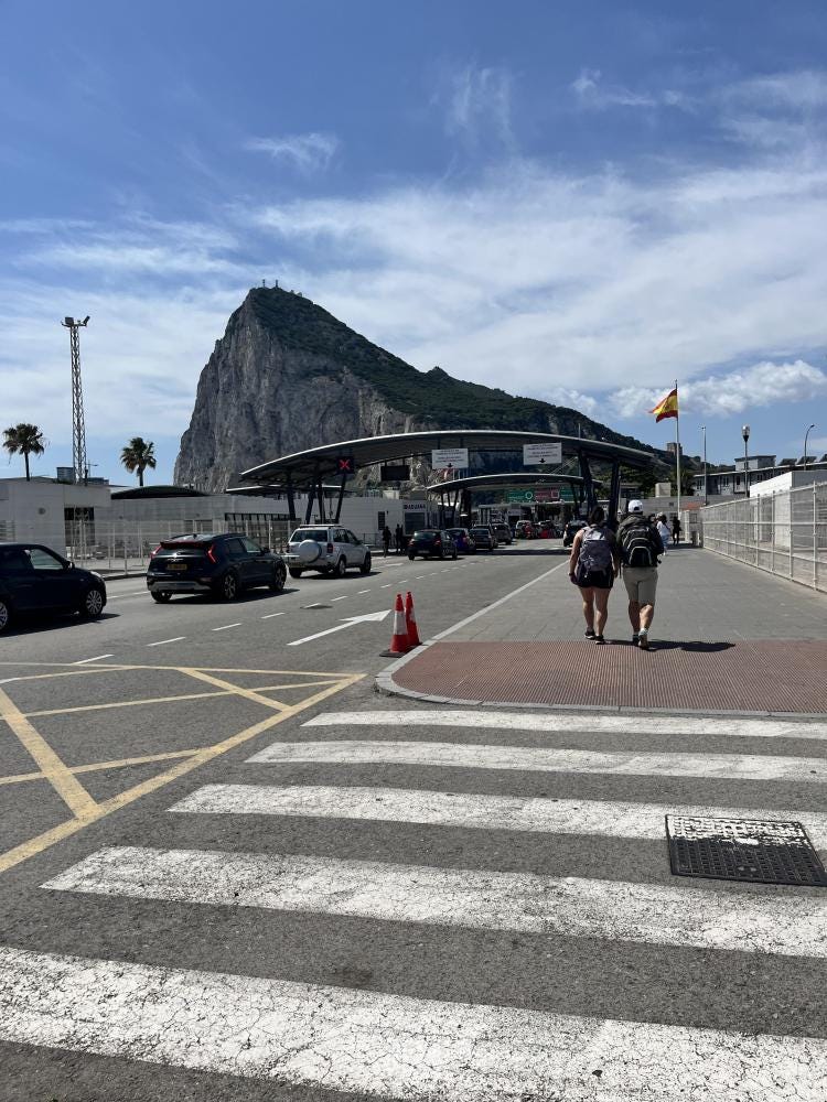 Foto 1 de 3