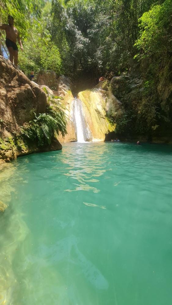Foto 1 de 2