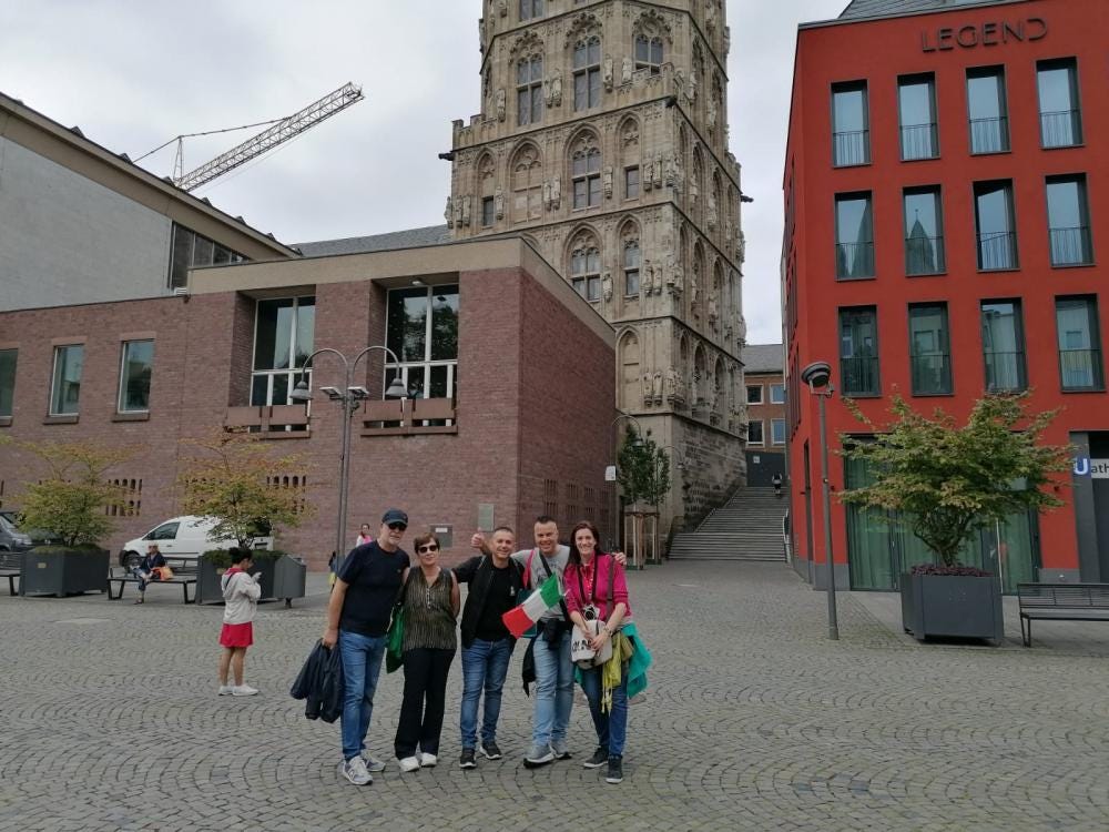 Foto 1 di 1