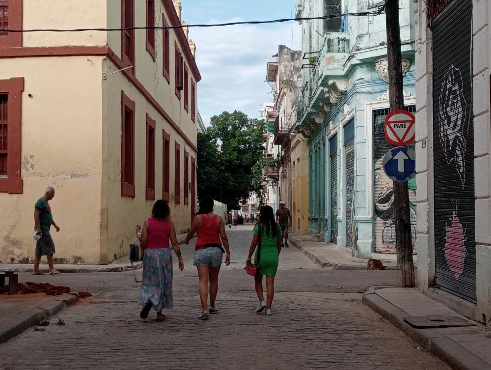 Foto 1 de 3