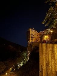 Foto 1 de 3