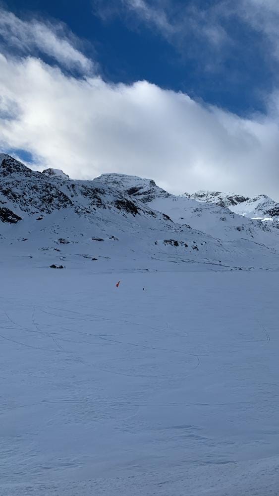 Photo 4 from 4