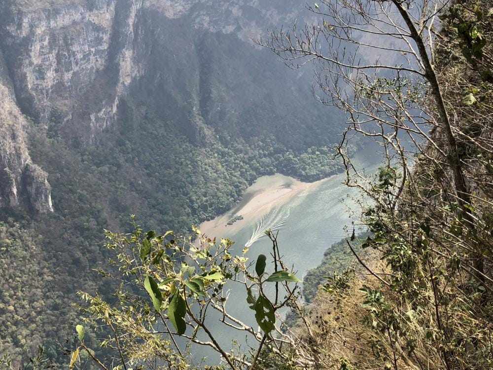 Foto 1 de 3