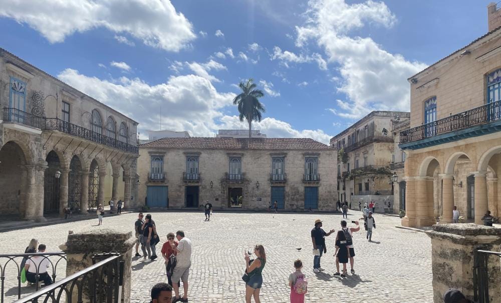 Foto 1 de 3