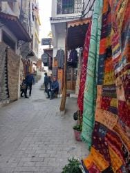 Foto {1} di {2}