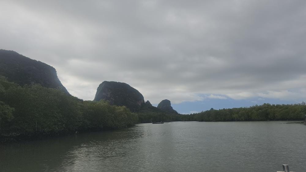 Foto 1 de 3