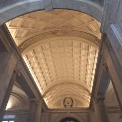Foto {1} di {2}