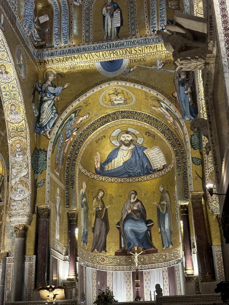 Foto 1 di 3