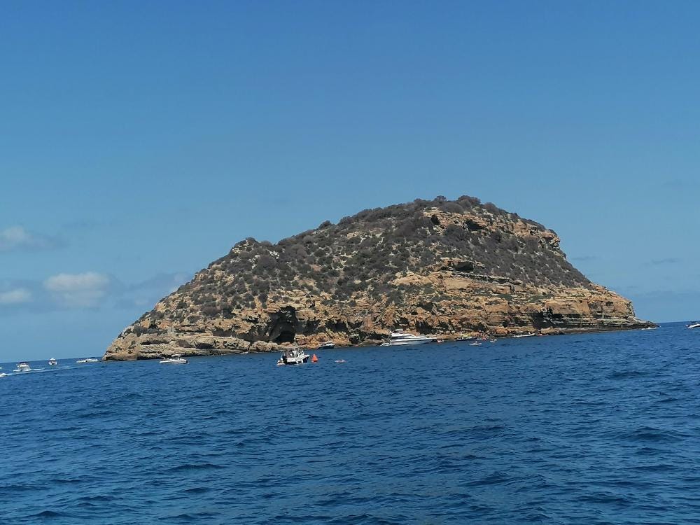 Foto 1 de 3