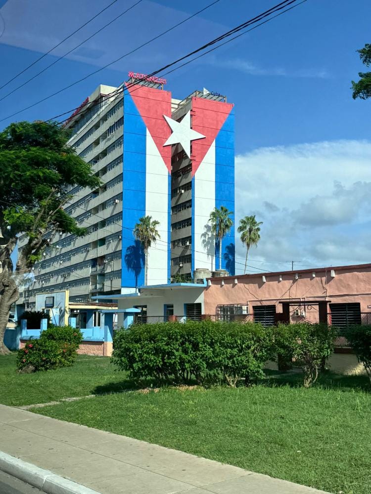 Foto 1 de 3