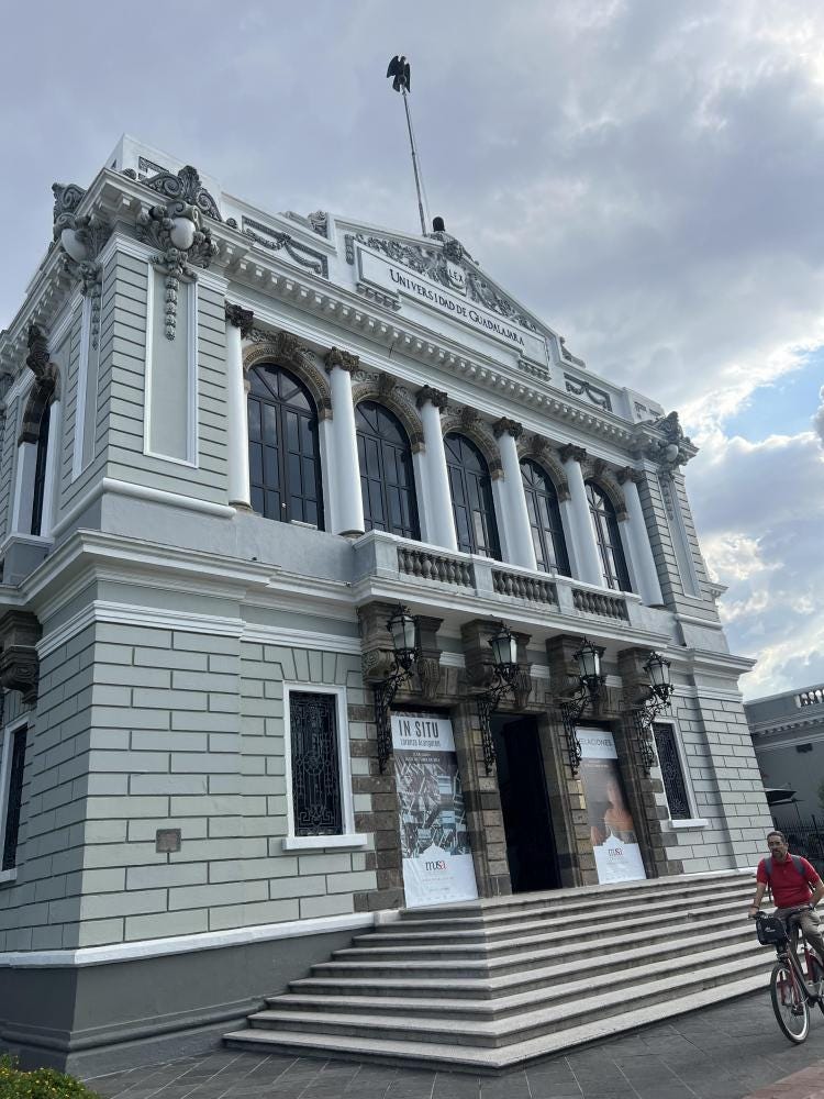 Foto 1 de 6