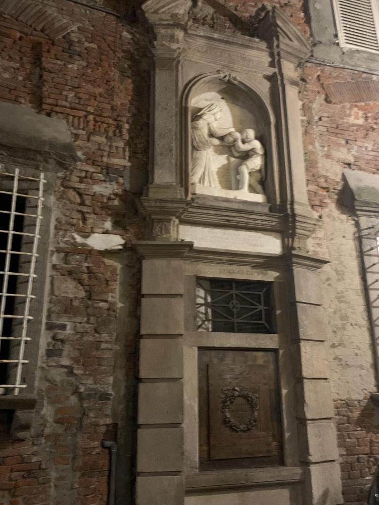Foto 4 di 5