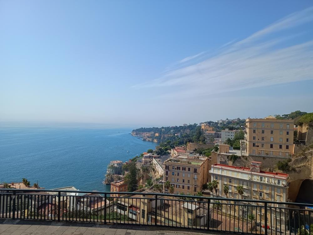 Foto 2 di 2