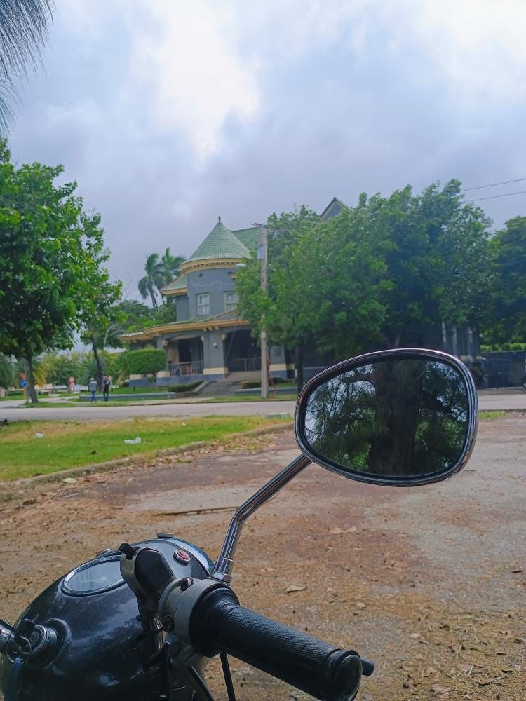 Foto 1 de 2