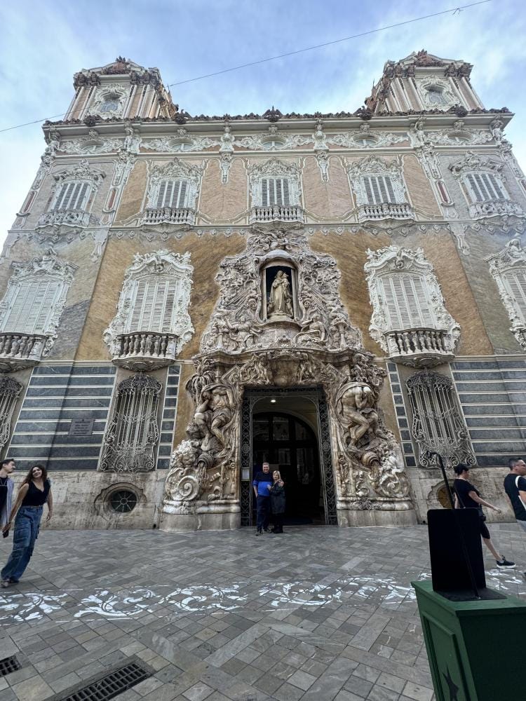 Foto 1 di 2