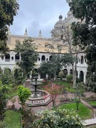 Foto 1 de 8