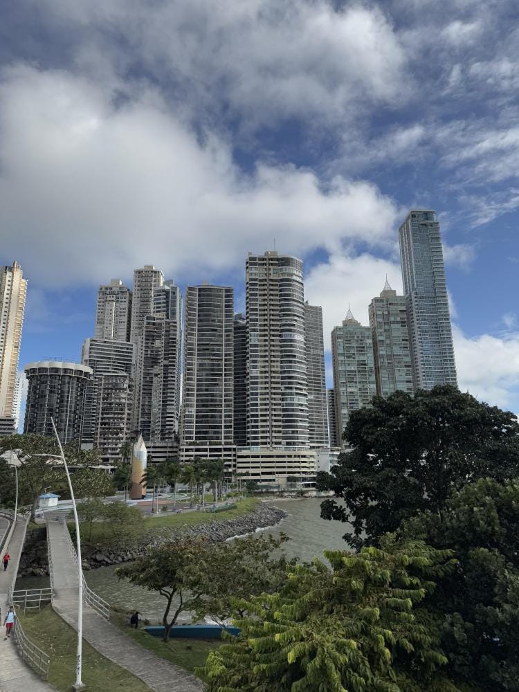 Foto 1 de 3