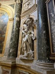 Foto {1} di {2}