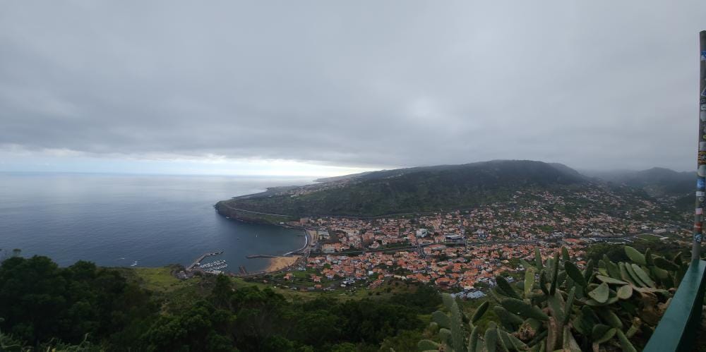 Foto 1 de 3