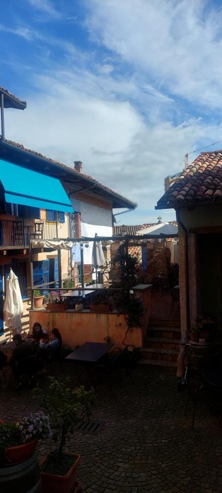 Foto 4 di 5