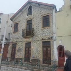 Foto {1} di {2}