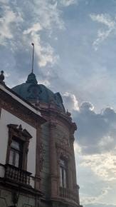 Foto {1} di {2}